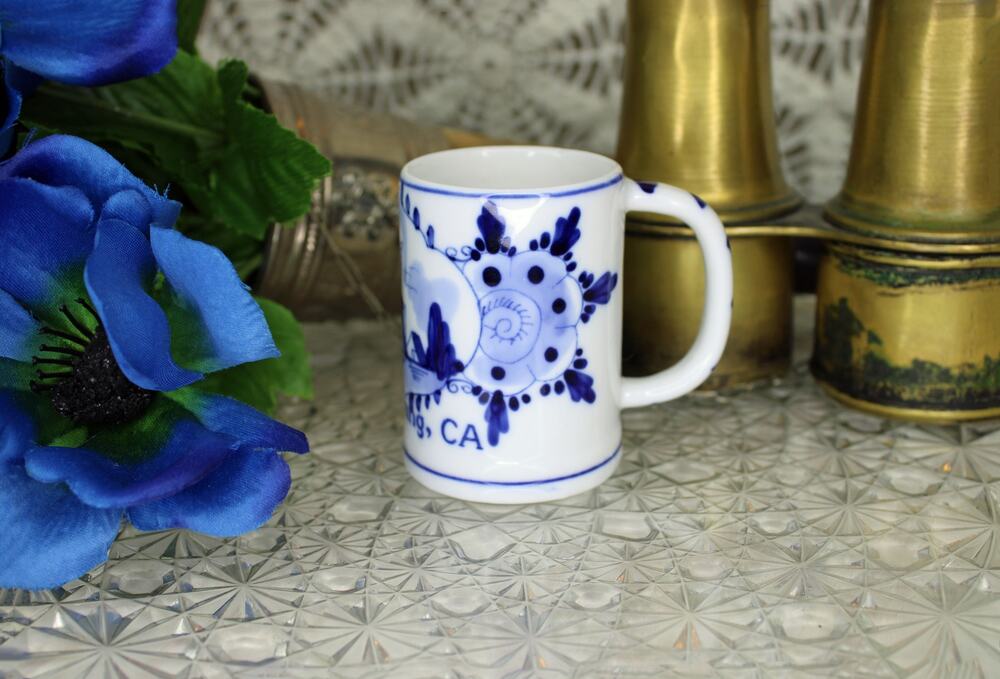 Delft Blue Holland Solvang, CA Souvenir Mug